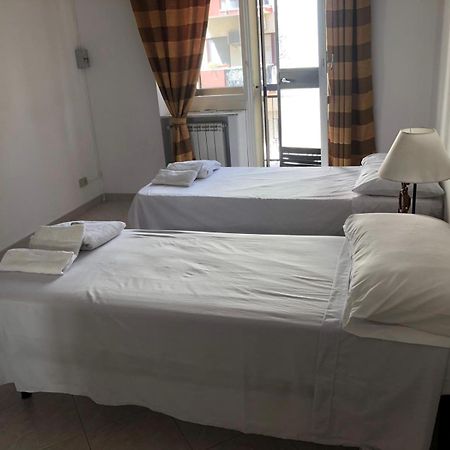 La Casa Di Angelica Apartment กาญารี ภายนอก รูปภาพ