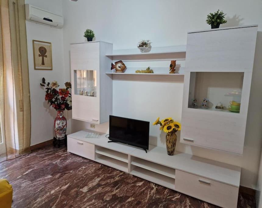 La Casa Di Angelica Apartment กาญารี ภายนอก รูปภาพ